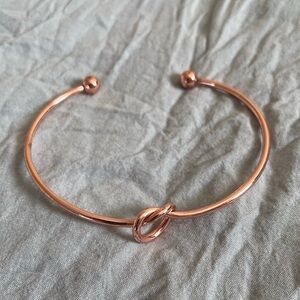 Rose gold Metal knot bracelet